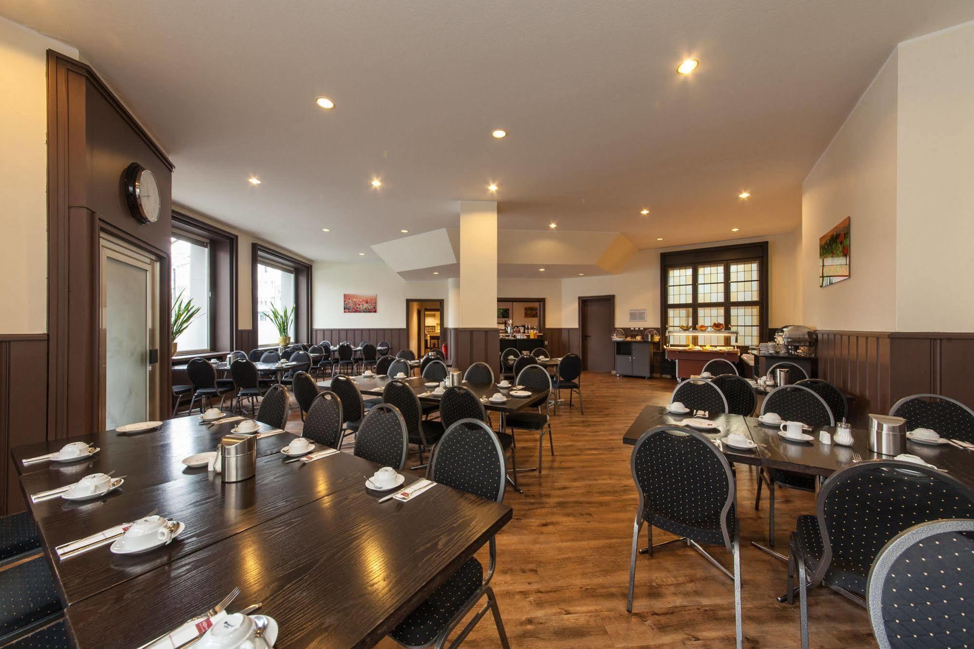 Hotel Maxim Duesseldorf City Eksteriør billede
